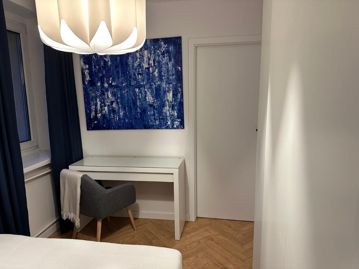 Maly Kwadrat Katowice Apartamento Exterior foto